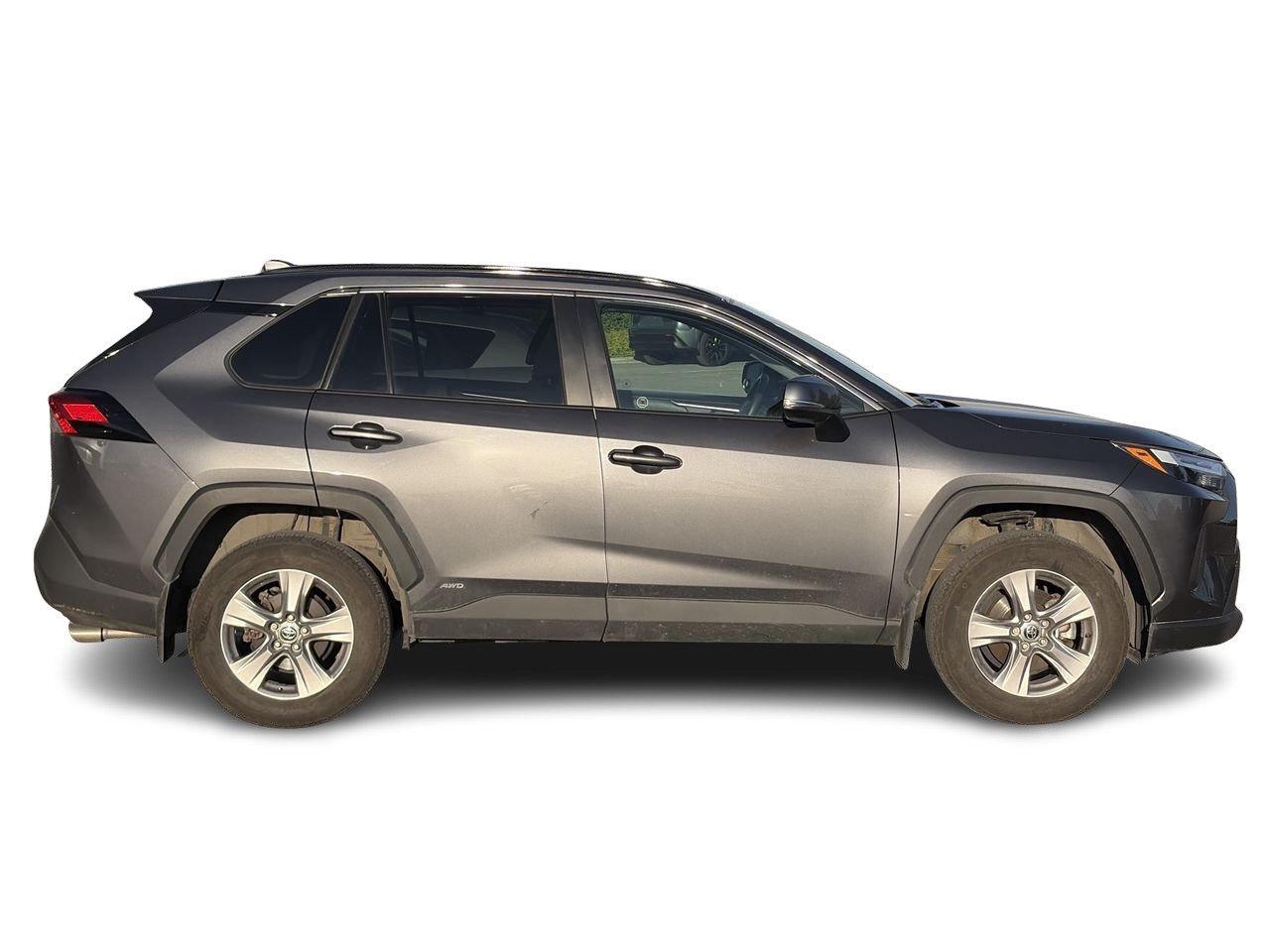 2025 Toyota RAV4 Hybrid XLE AWD 6.95%TCUV   WIRELESS CARPLAY/ANDROID AUTO Photo