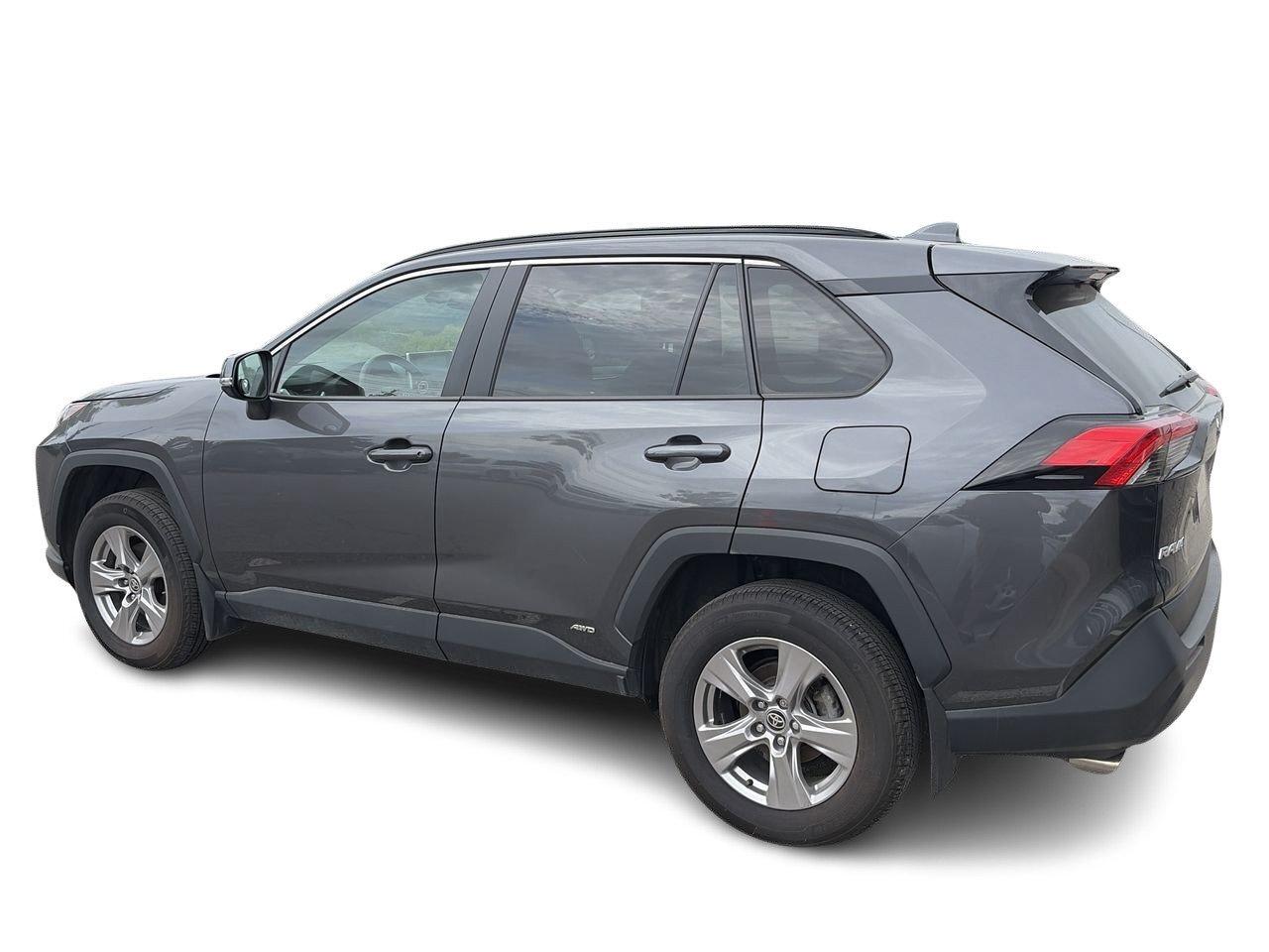 2025 Toyota RAV4 Hybrid XLE AWD WIRELESS CARPLAY/ANDROID AUTO   HEAT STEER Photo