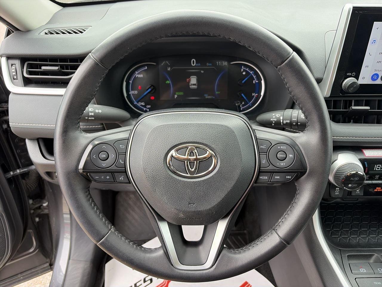 2025 Toyota RAV4 Hybrid XLE AWD WIRELESS CARPLAY/ANDROID AUTO   HEAT STEER Photo
