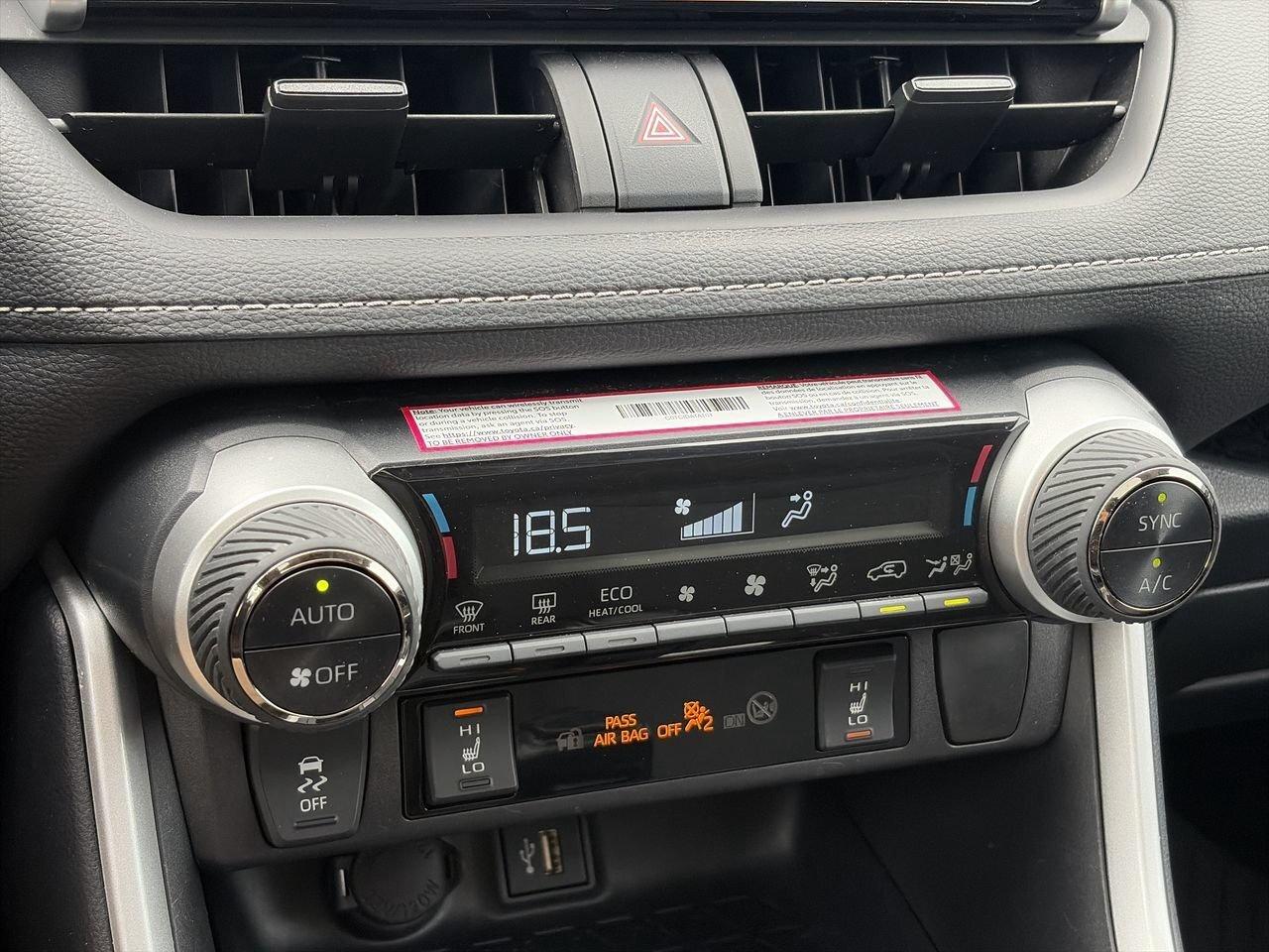 2025 Toyota RAV4 Hybrid XLE AWD WIRELESS CARPLAY/ANDROID AUTO   HEAT STEER Photo