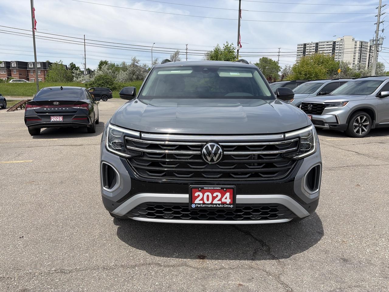 2024 Volkswagen Atlas Peak Edition Photo