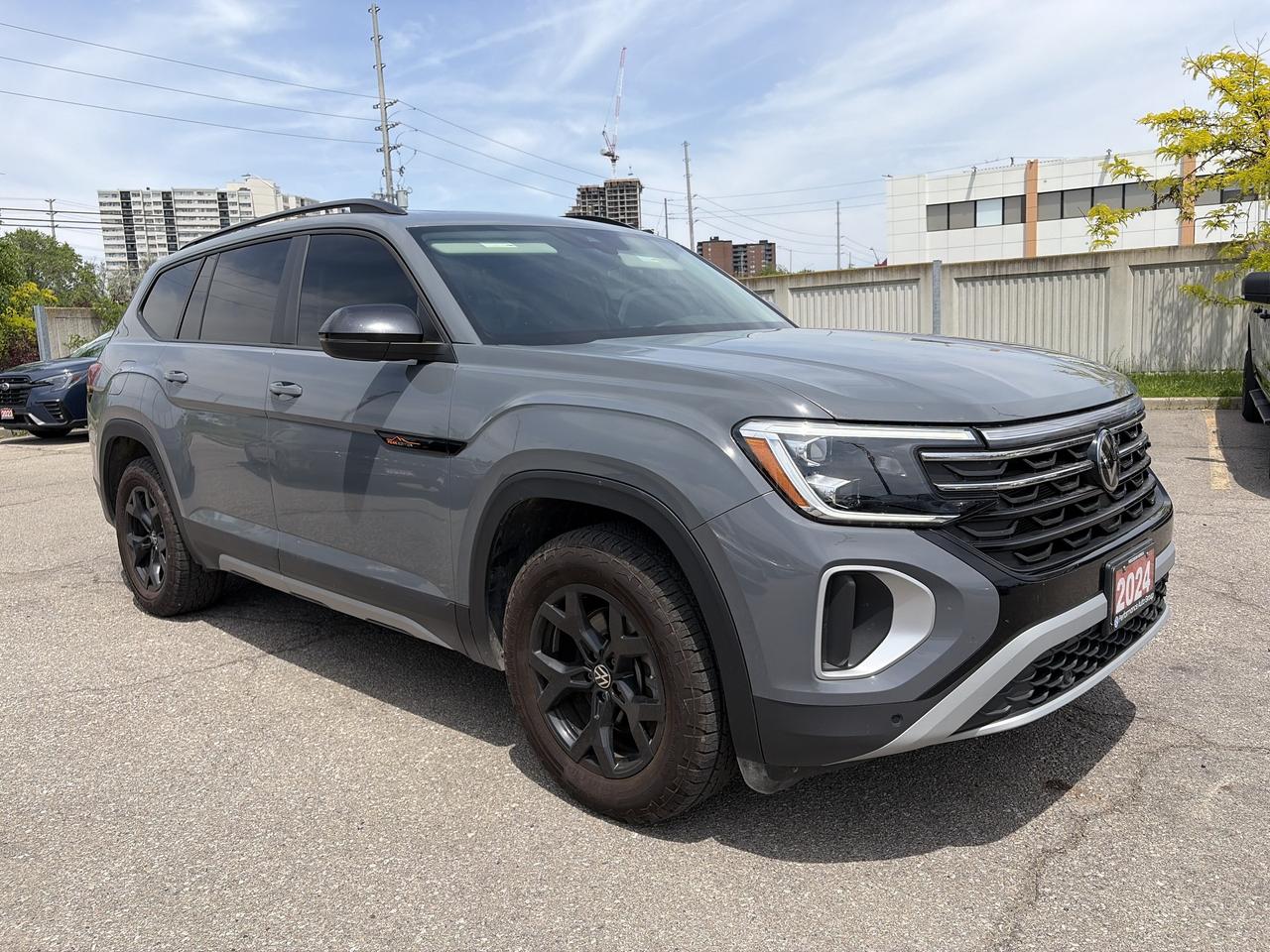 2024 Volkswagen Atlas Peak Edition Photo