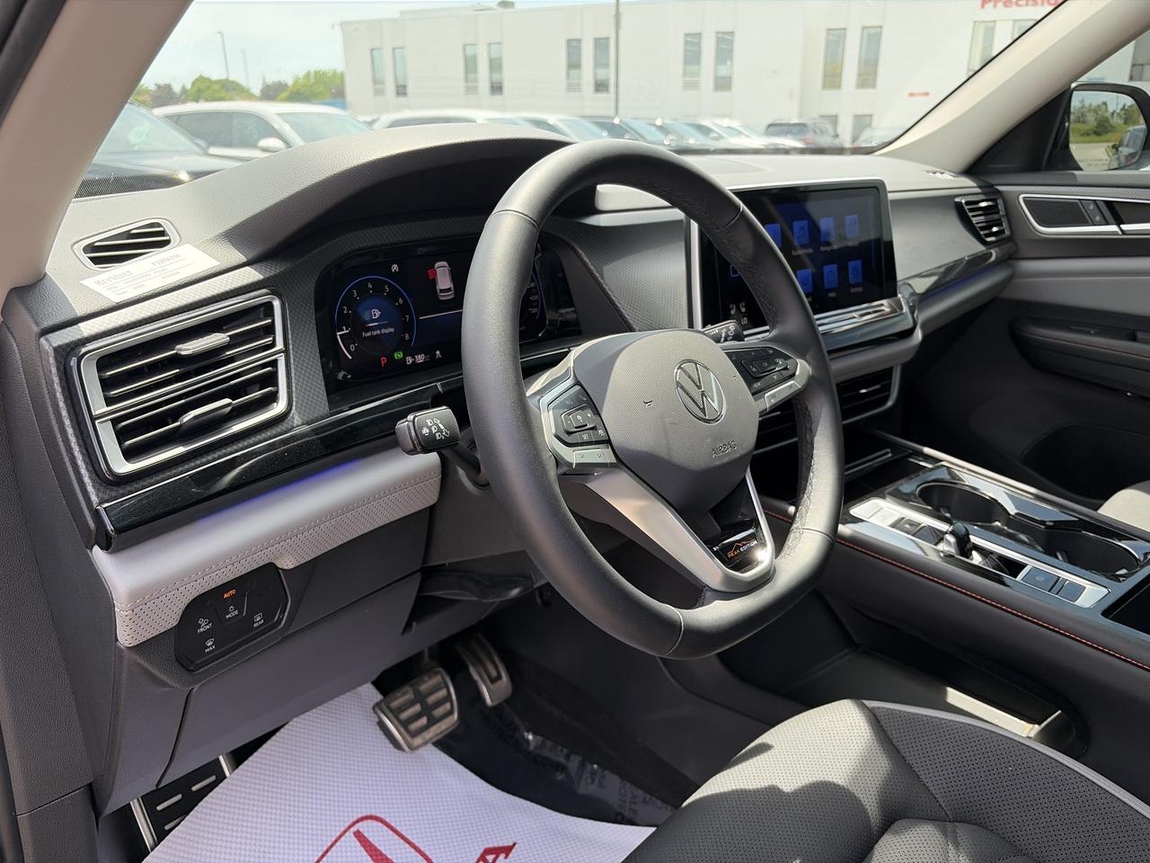 2024 Volkswagen Atlas Peak Edition Photo
