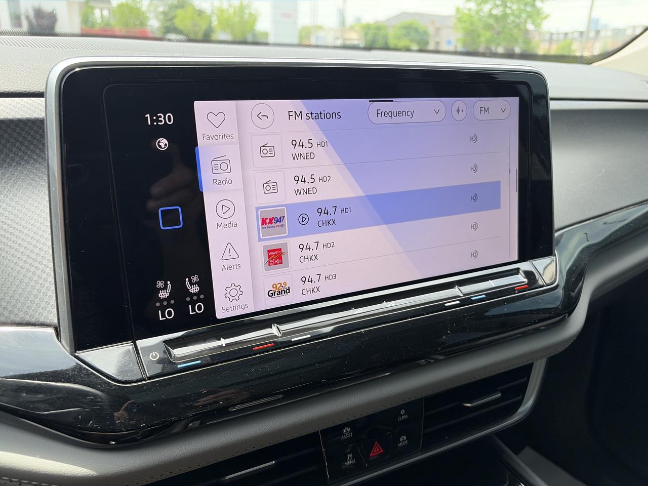 2024 Volkswagen Atlas Peak Edition Photo