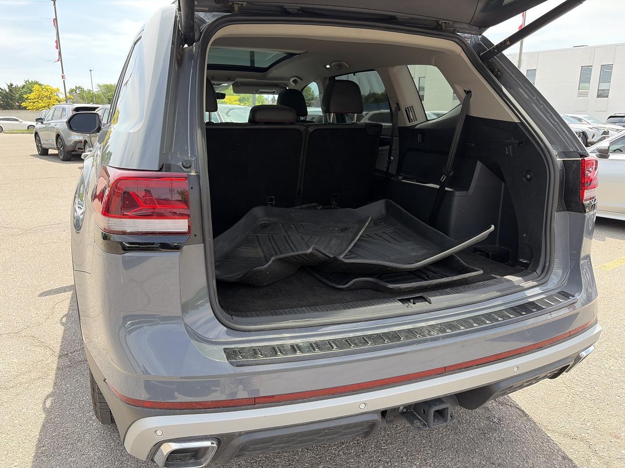 2024 Volkswagen Atlas Peak Edition Photo