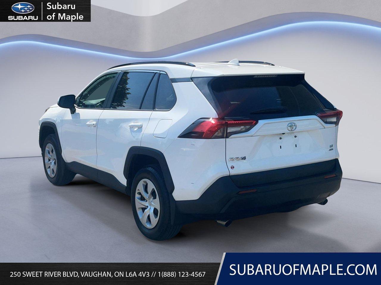 2020 Toyota RAV4 LE AWD Photo3