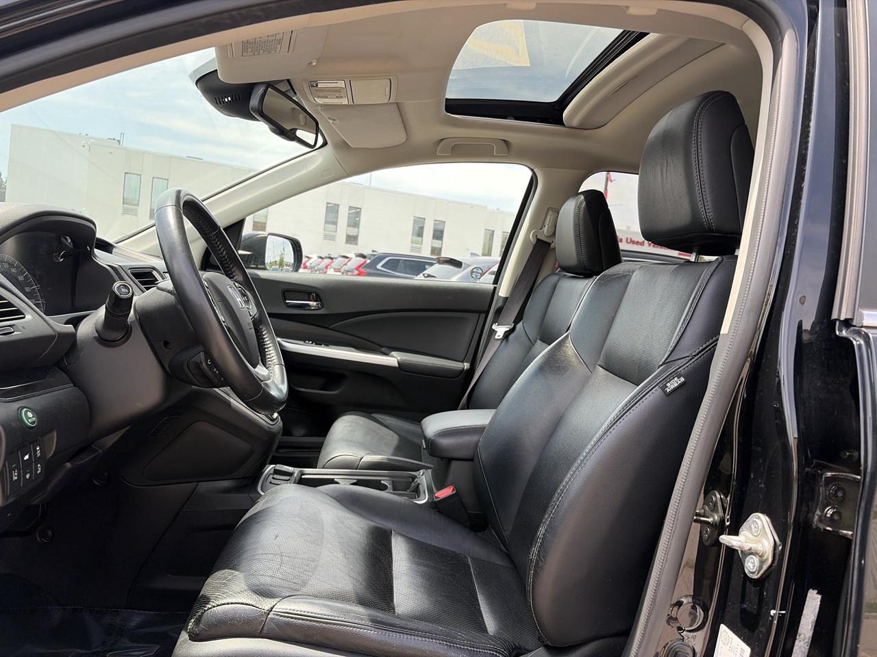 2015 Honda CR-V Touring Leather  Navigation  Sunroof Photo