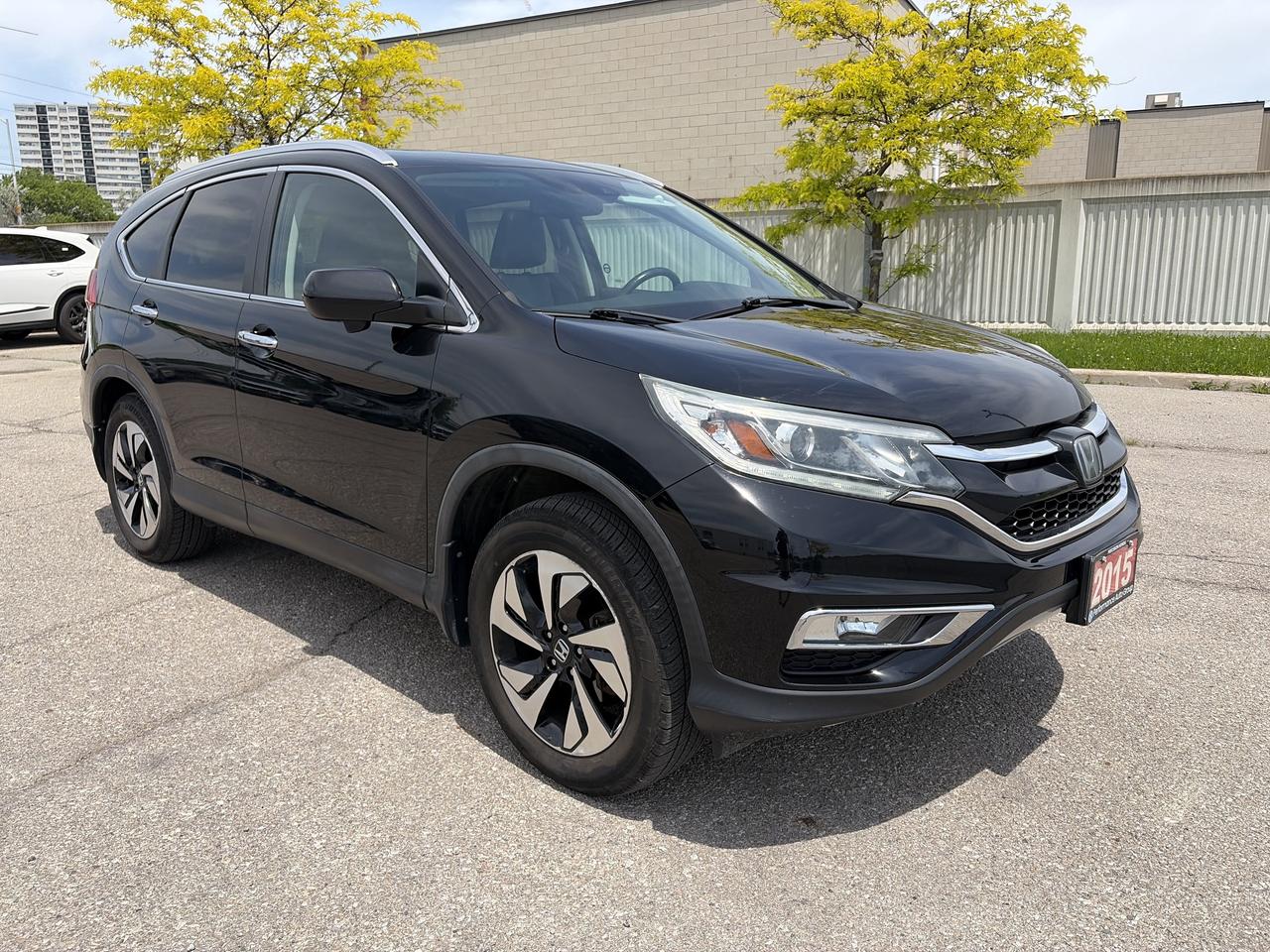 2015 Honda CR-V Touring Leather  Navigation  Sunroof Photo