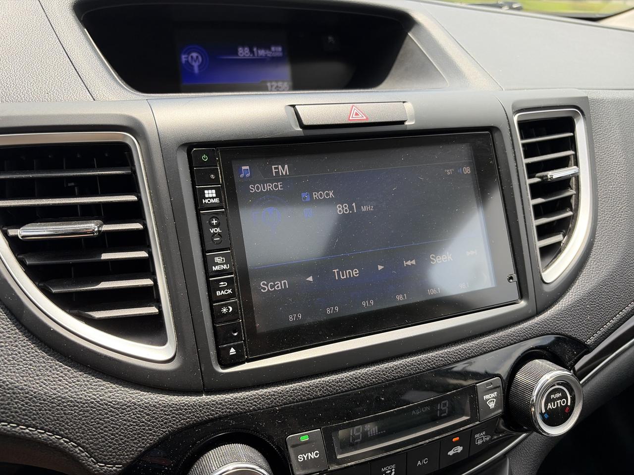 2015 Honda CR-V Touring Leather  Navigation  Sunroof Photo