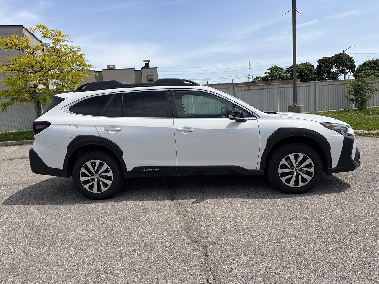 2023 Subaru Outback Touring Photo
