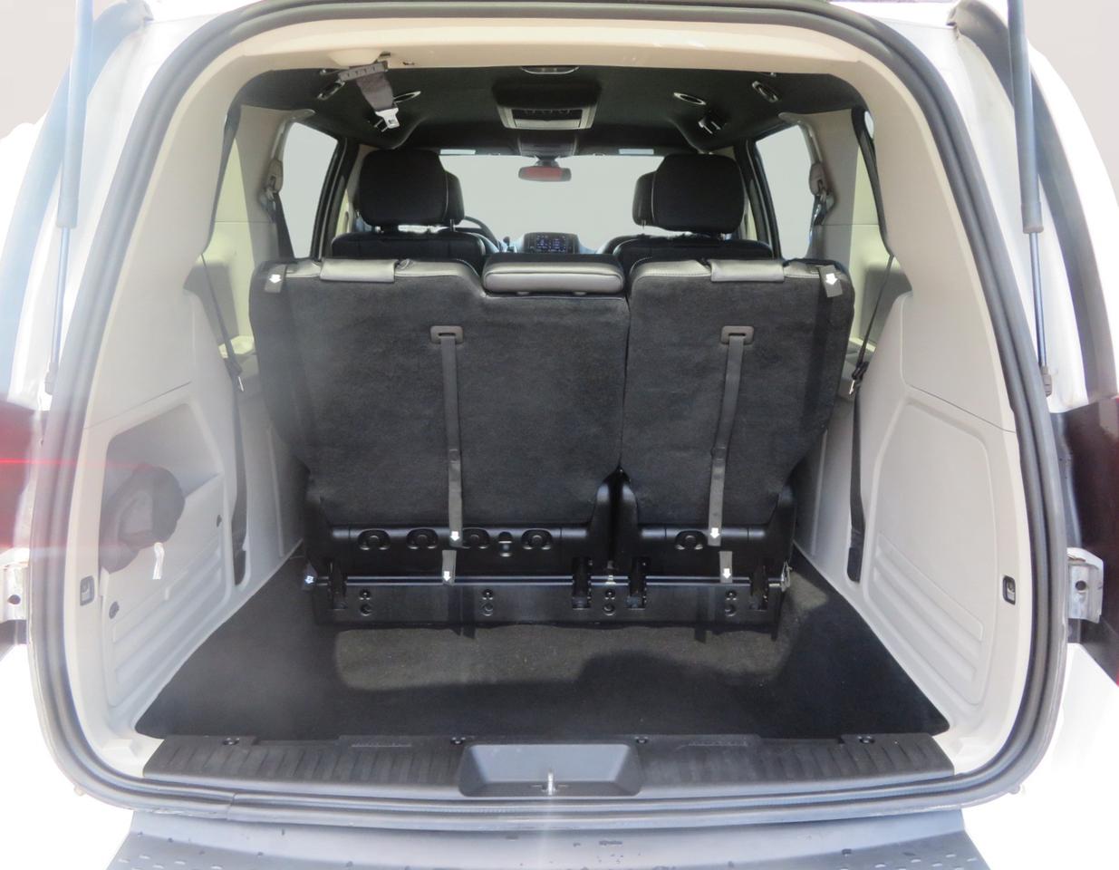 2019 Dodge Grand Caravan SXT Premium Plus 2WD Photo