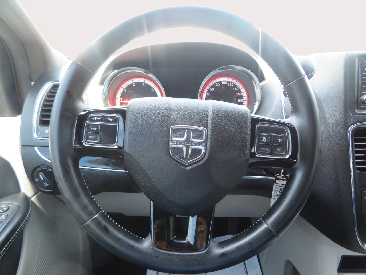 2019 Dodge Grand Caravan SXT Premium Plus 2WD Photo