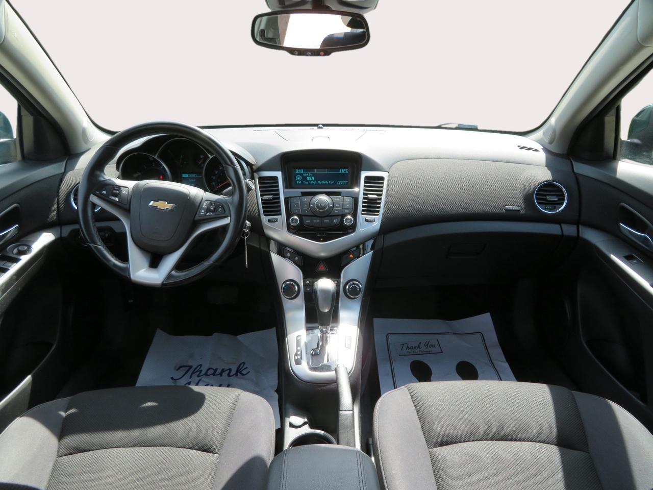 2014 Chevrolet Cruze 4dr Sdn 1LT Photo
