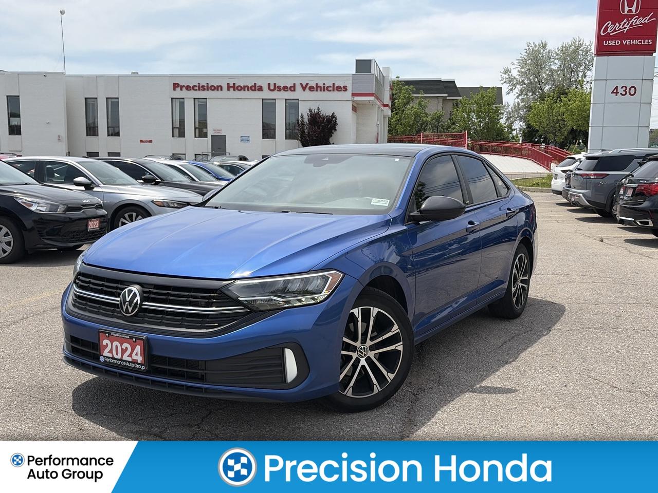 2024 Volkswagen Jetta Comfortline Leather Sunroof CarPlay Photo