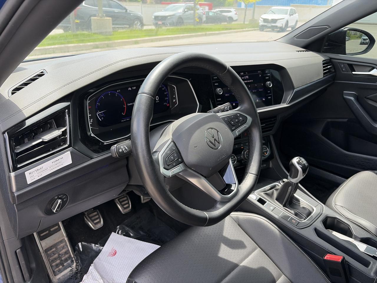 2024 Volkswagen Jetta Comfortline Leather Sunroof CarPlay Photo