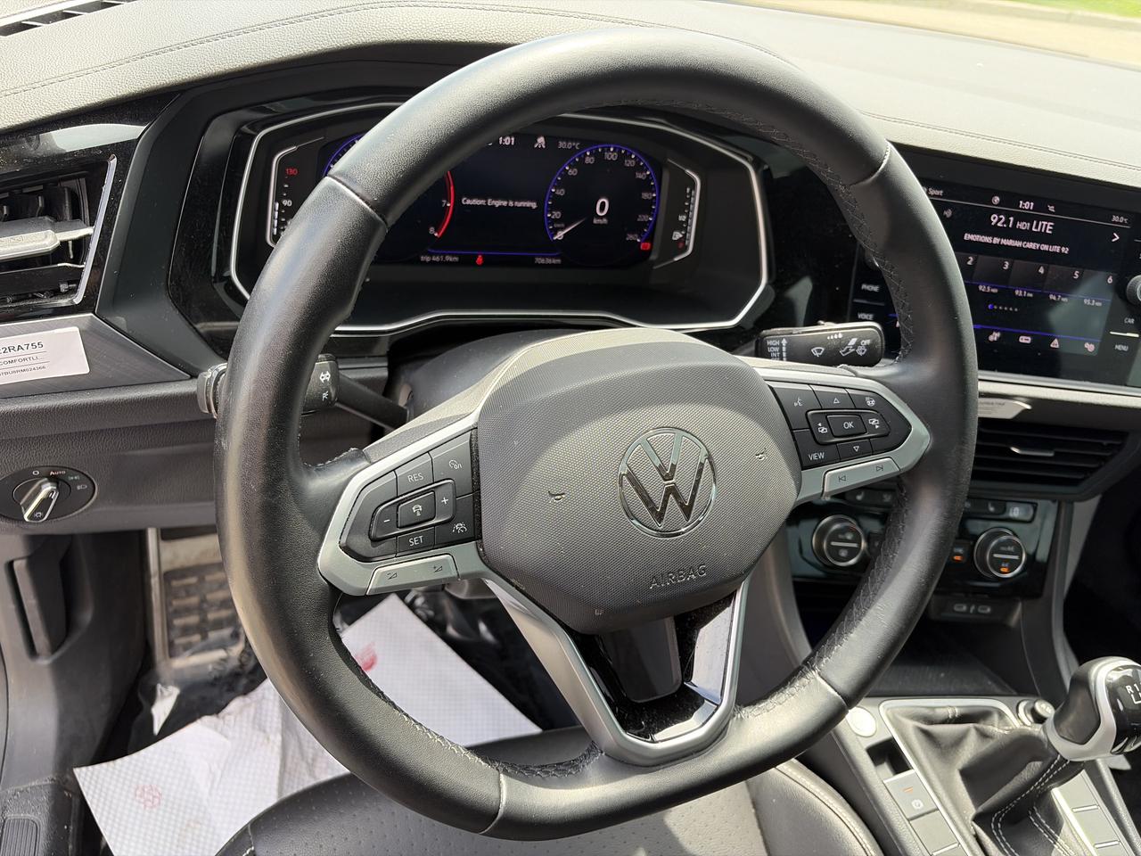 2024 Volkswagen Jetta Comfortline Leather Sunroof CarPlay Photo