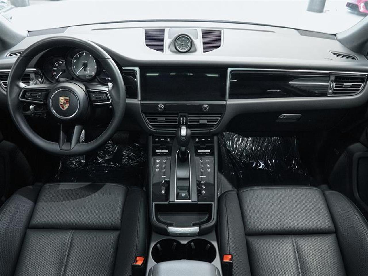 2023 Porsche Macan S Photo