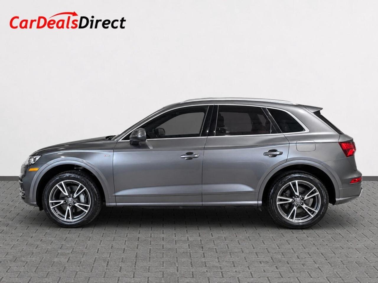 2020 Audi Q5 The Only Q5 E Hybrid Technik S-Line In Canada  Ver Photo4