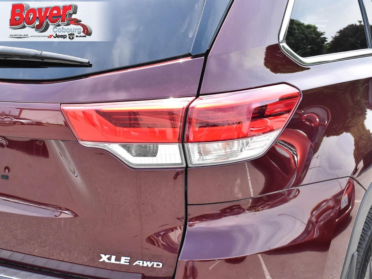 2019 Toyota Highlander AWD XLE Photo