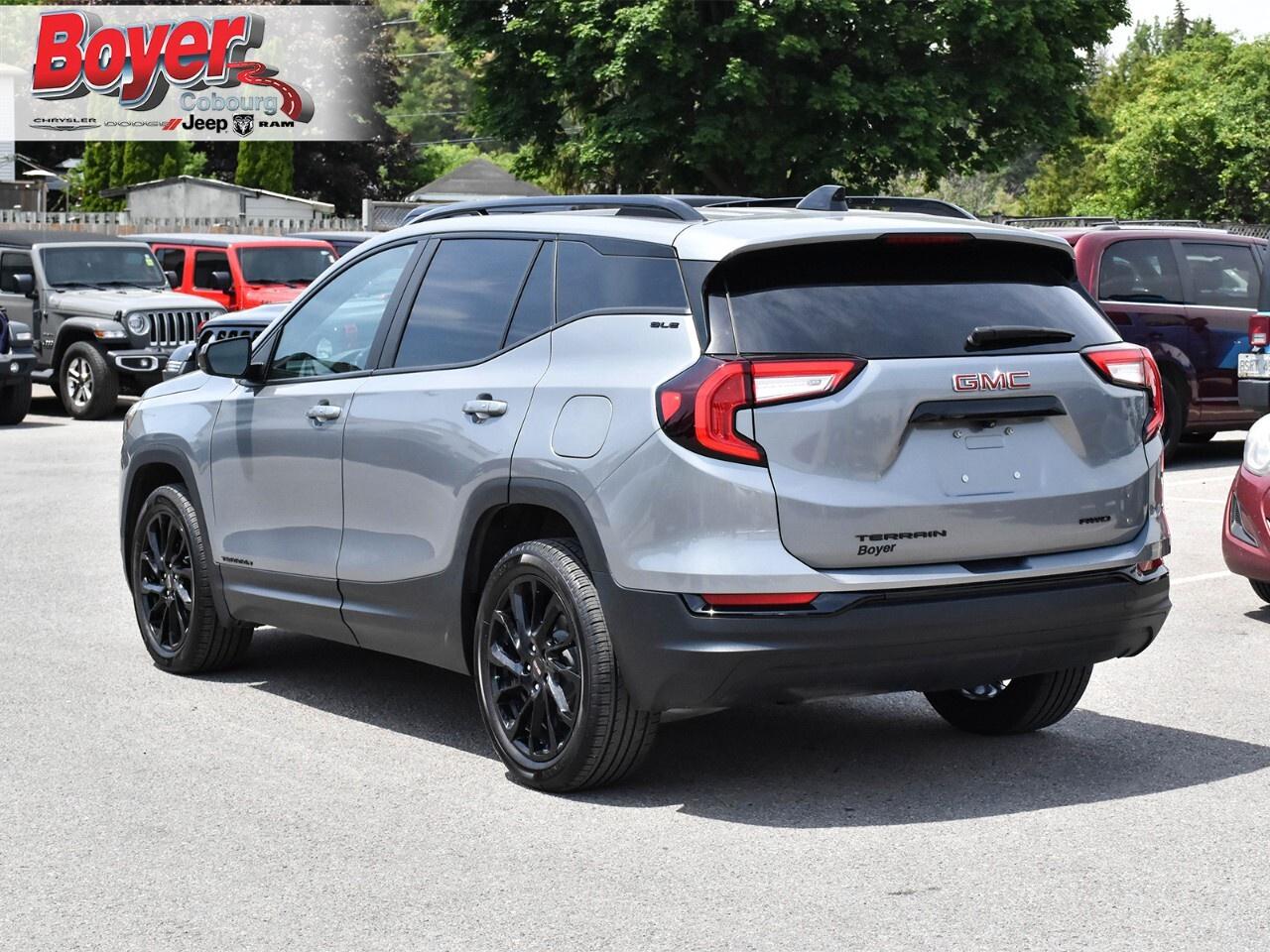 2023 GMC Terrain AWD SLE Photo