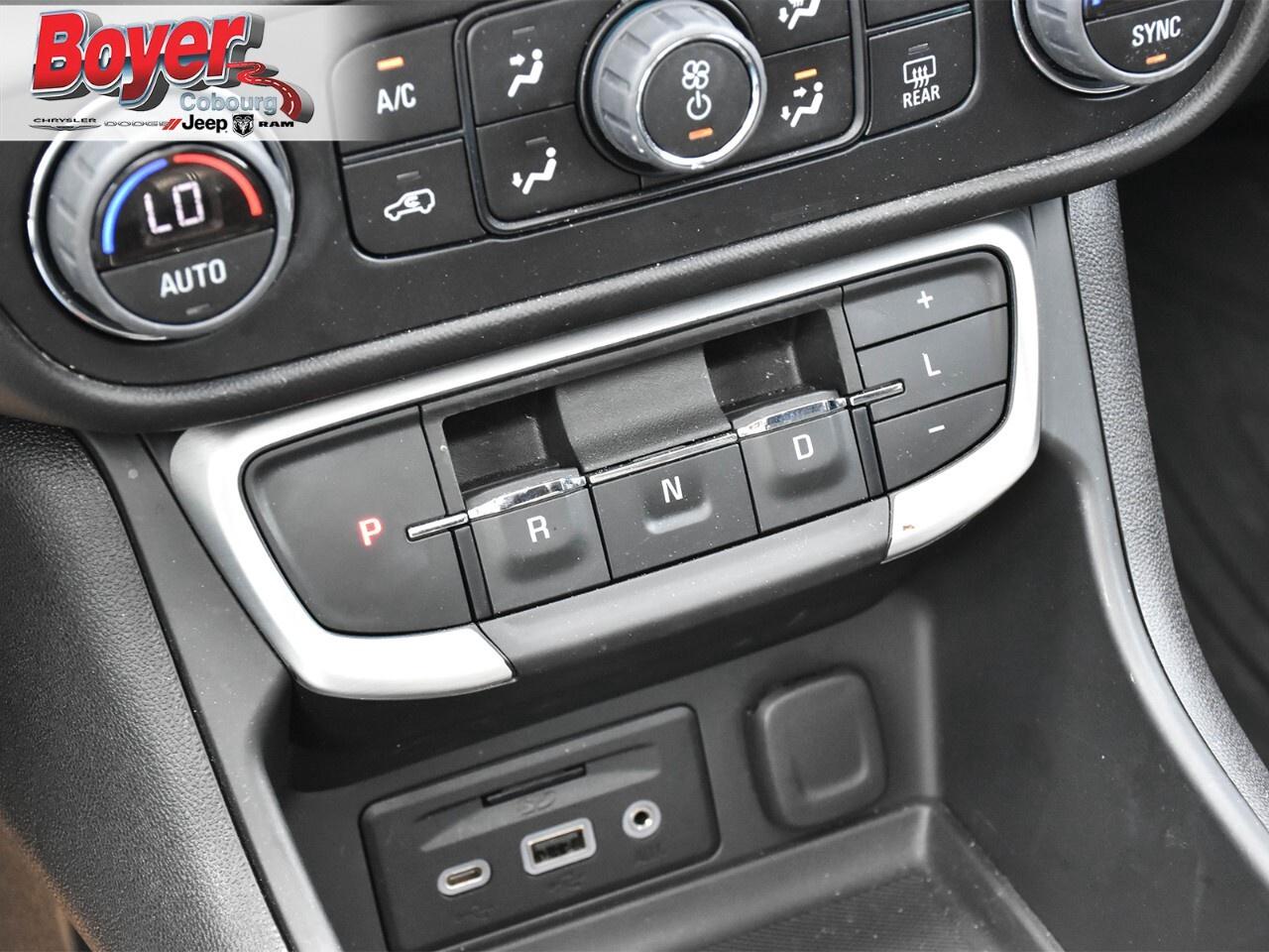 2023 GMC Terrain AWD SLE Photo