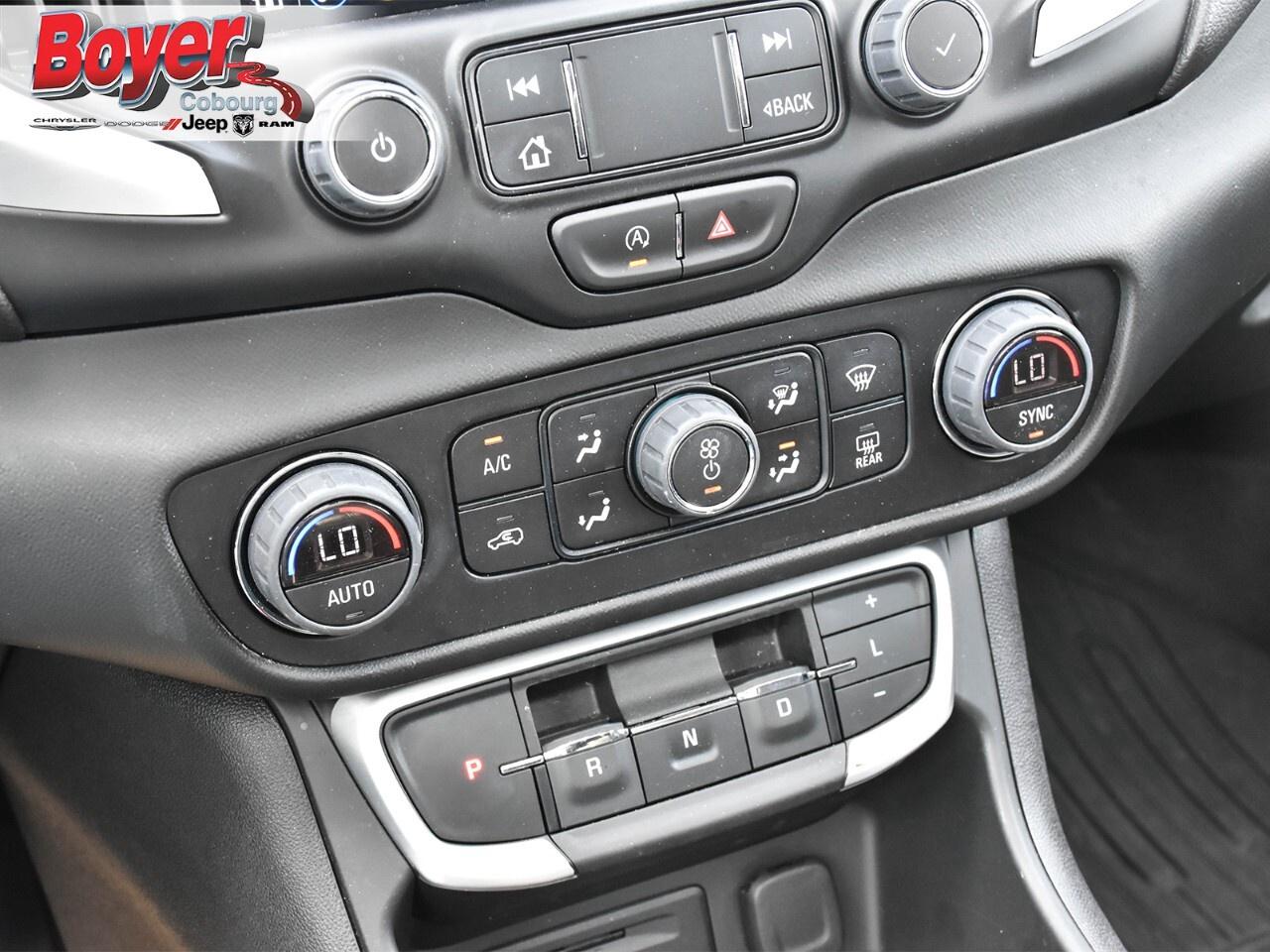 2023 GMC Terrain AWD SLE Photo