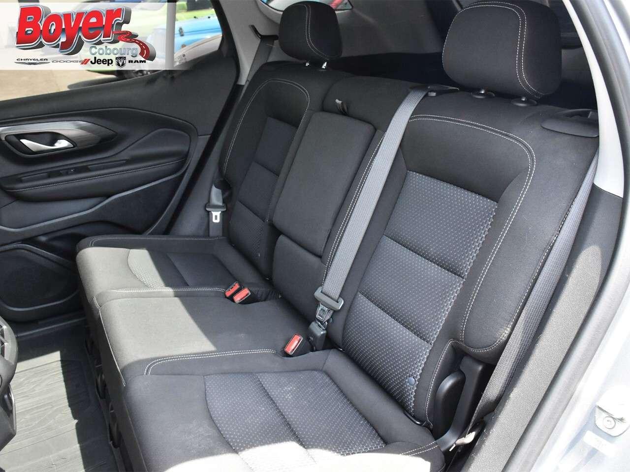 2023 GMC Terrain AWD SLE One Owner, dealer serviced, Power Moonroof Photo