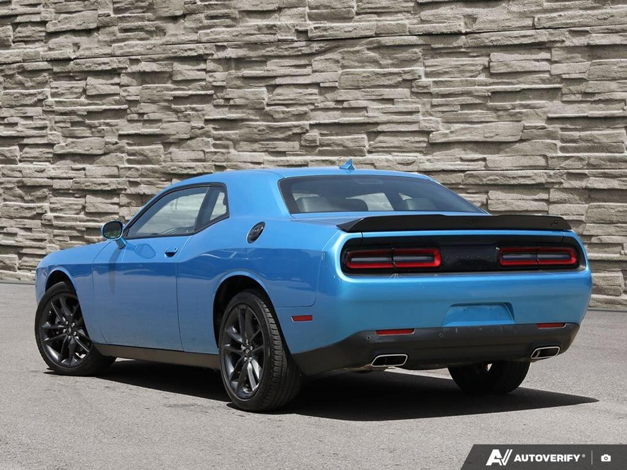 2023 Dodge Challenger Vented Seats   Alpine   Blacktop Photo3