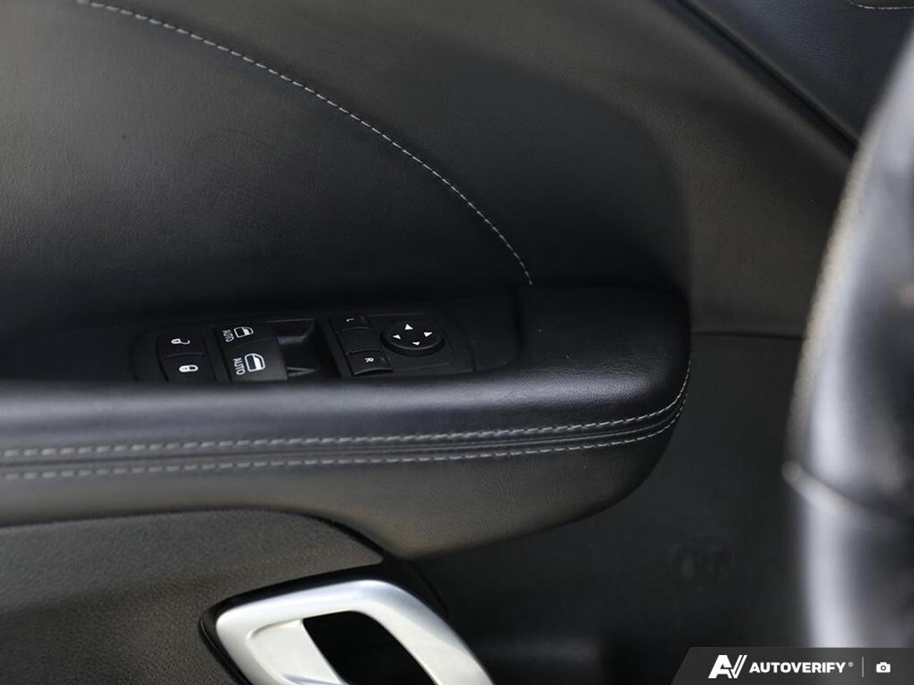 2023 Dodge Challenger Vented Seats   Alpine   Blacktop Photo