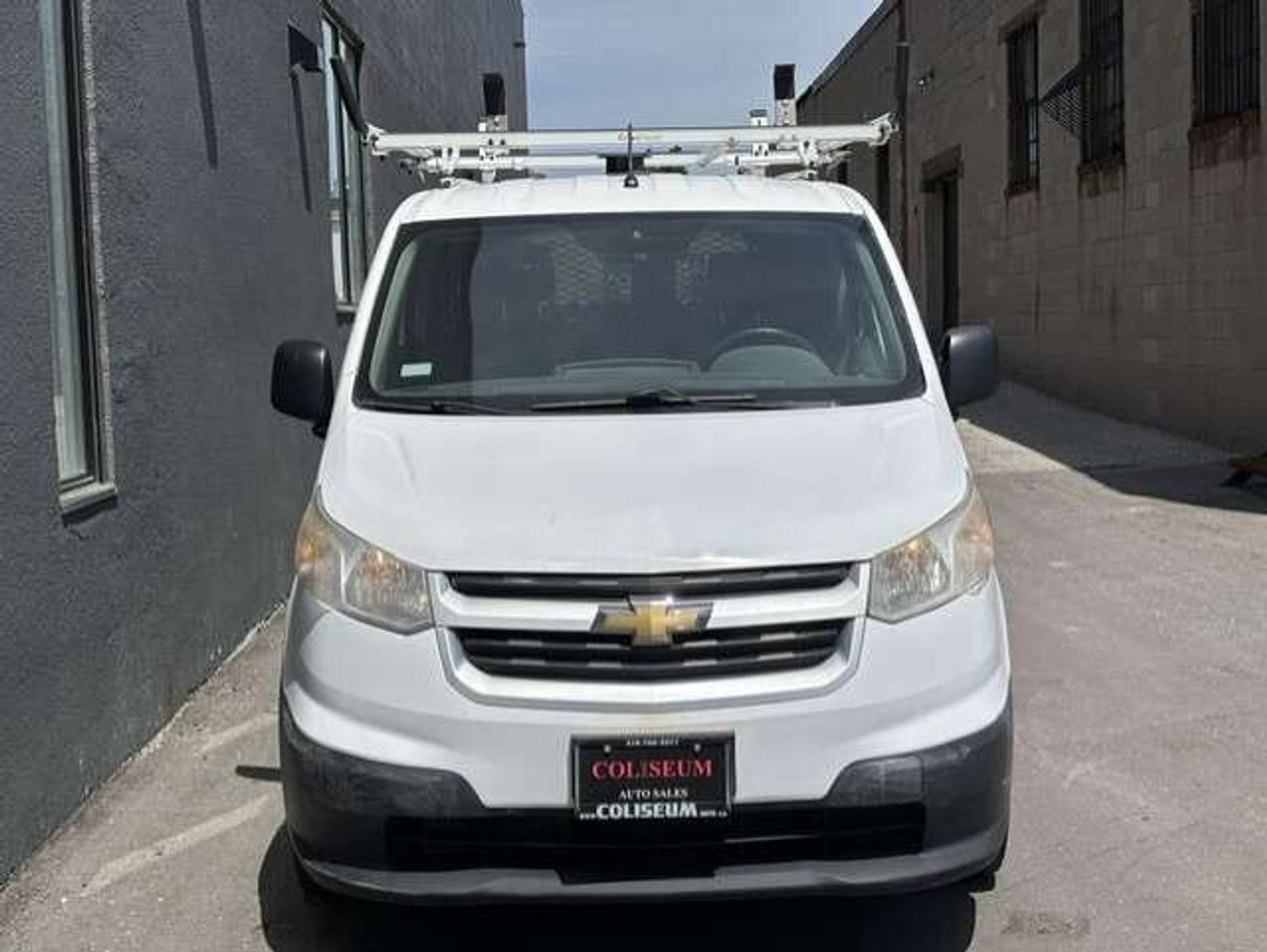 2015 Chevrolet City Express LT LADDER RACKS-DIVIDER-SHELVES-WINTER/SUMMER TIRE Photo