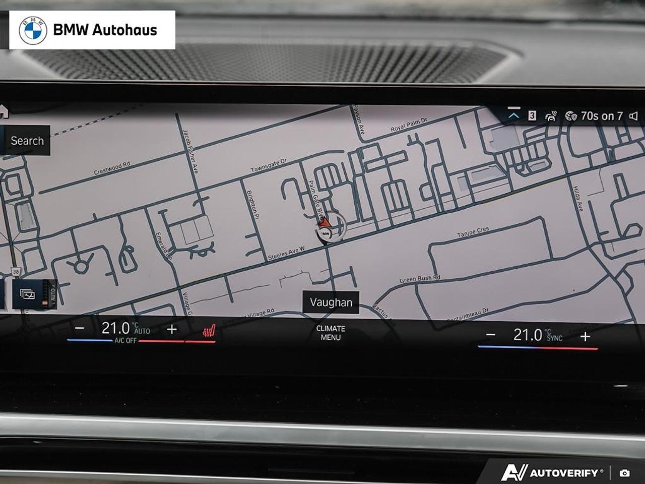 2023 BMW 3 Series 330i xDrive Sedan Photo