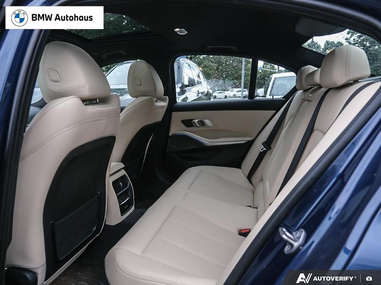 2023 BMW 3 Series 330i xDrive Sedan Photo