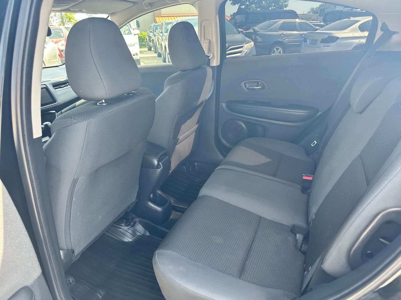 2019 Honda HR-V LX ~ AWD ~ CarPlay ~ CERTIFIED Photo