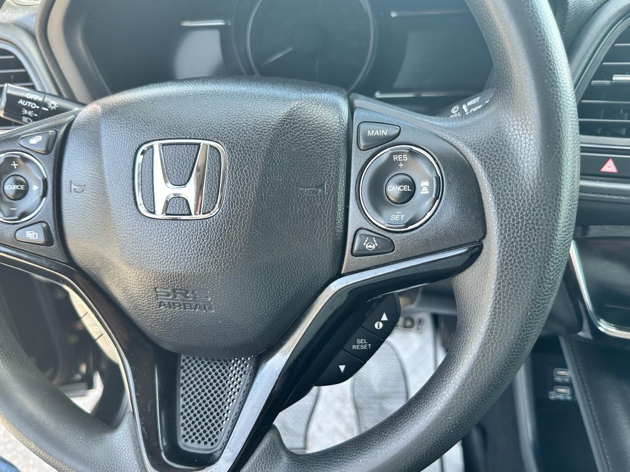 2019 Honda HR-V LX ~ AWD ~ CarPlay ~ CERTIFIED Photo