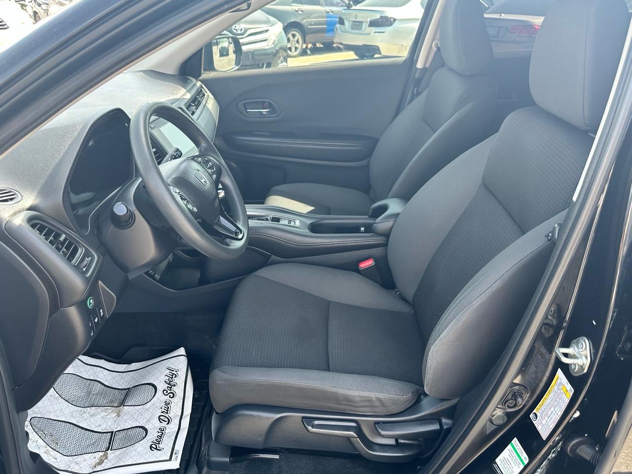 2019 Honda HR-V LX ~ AWD ~ CarPlay ~ CERTIFIED Photo