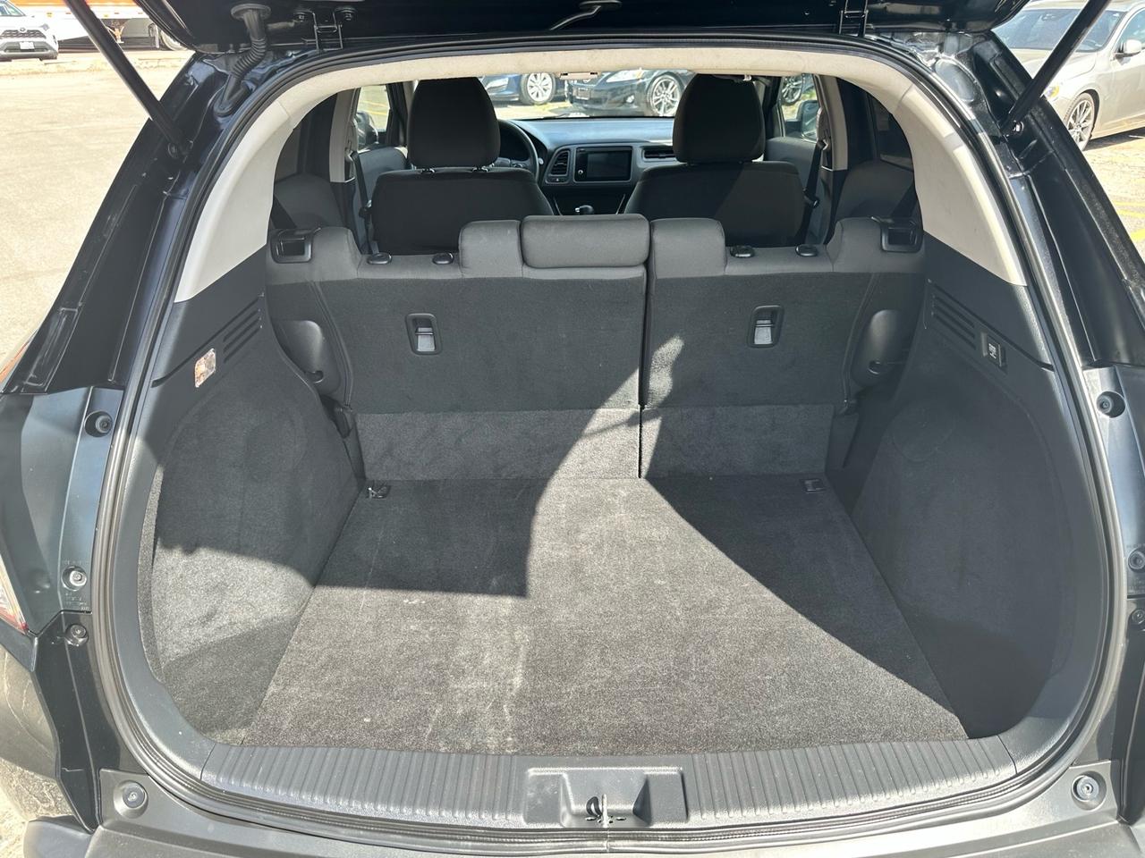 2019 Honda HR-V LX ~ AWD ~ CarPlay ~ CERTIFIED Photo