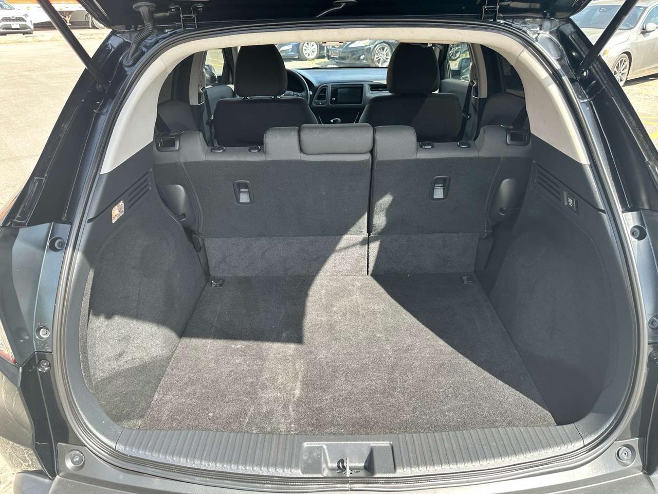 2019 Honda HR-V LX ~ AWD ~ CarPlay ~ CERTIFIED Photo