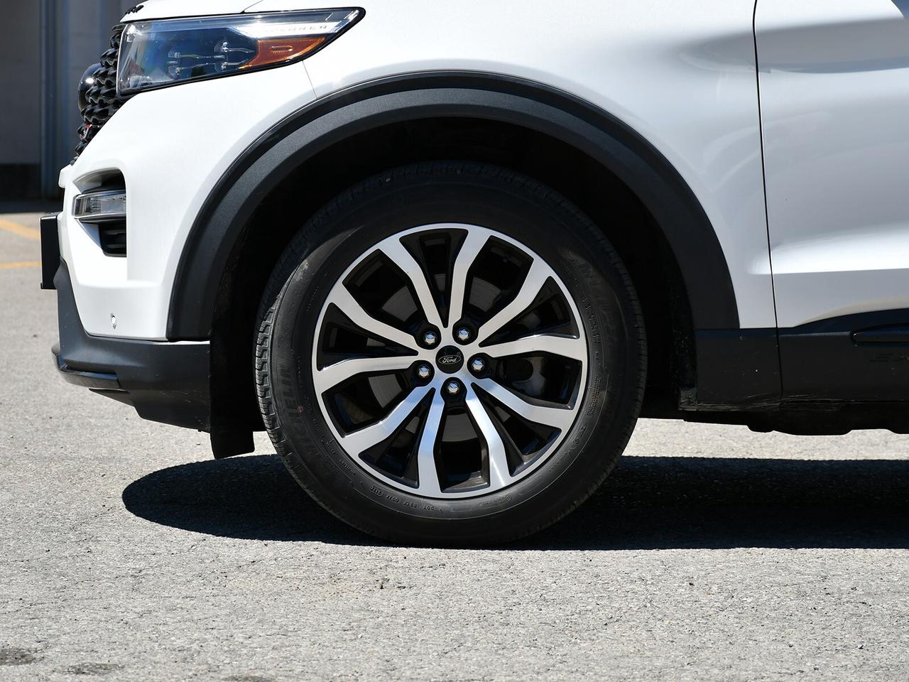 2022 Ford Explorer ST   ONE OWNER   CLEAN CARFAX Photo