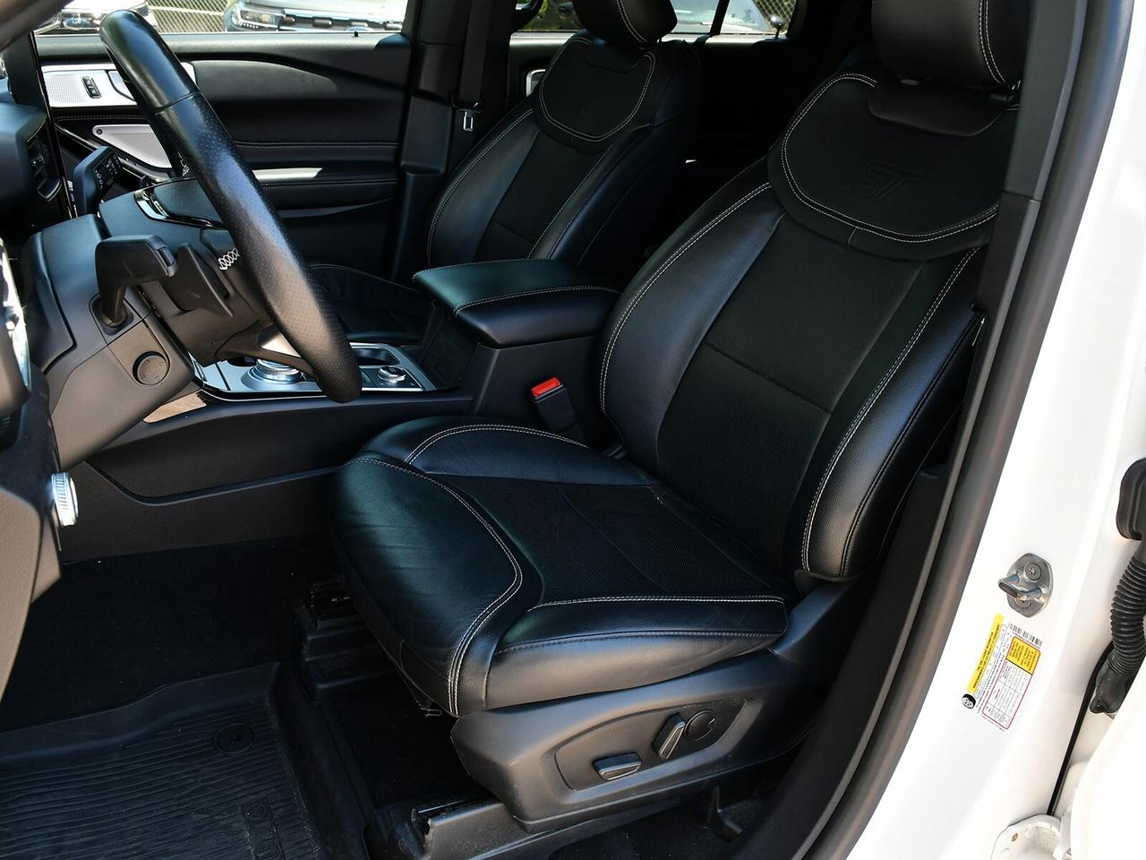 2022 Ford Explorer ST   ONE OWNER   CLEAN CARFAX Photo