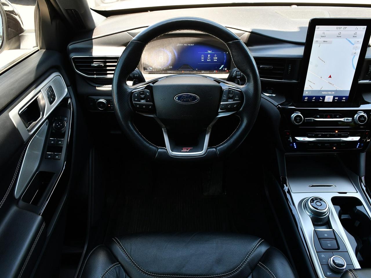 2022 Ford Explorer ST   ONE OWNER   CLEAN CARFAX Photo
