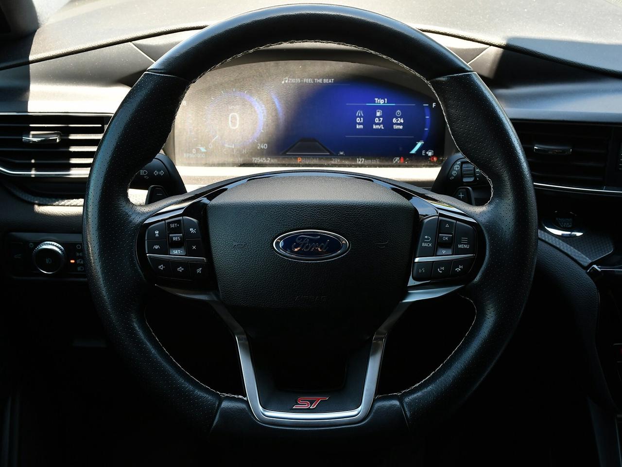 2022 Ford Explorer ST   ONE OWNER   CLEAN CARFAX Photo