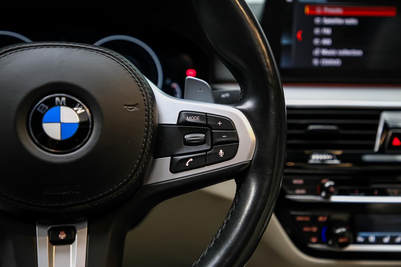 2019 BMW 5 Series M550i xDrive M PACKAGE 456HP ADAPTIVCRZ HUD 360CAM Photo