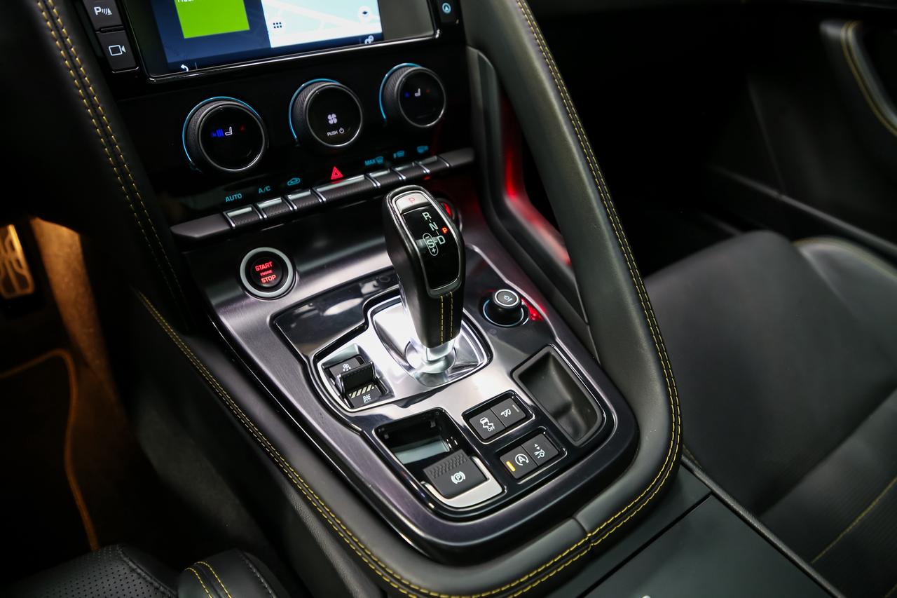 2018 Jaguar F-Type COUPE 400 SPORT V6 400HP  CARBONCERAMICBRAKES RARE Photo