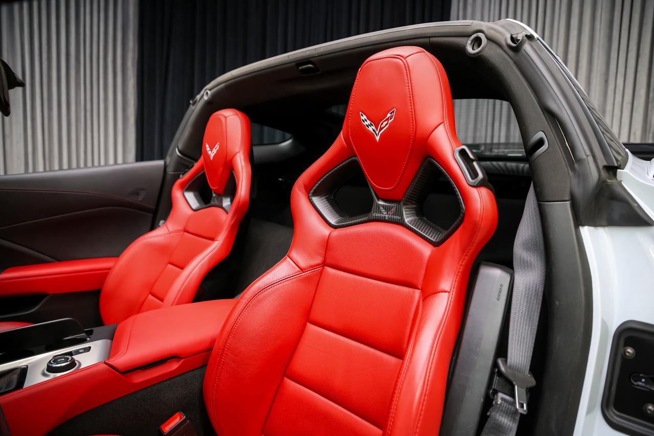 2019 Chevrolet Corvette GRAND SPORT 2LT 460HP COMPSEAT 1OWNR NOACCIDNT Photo
