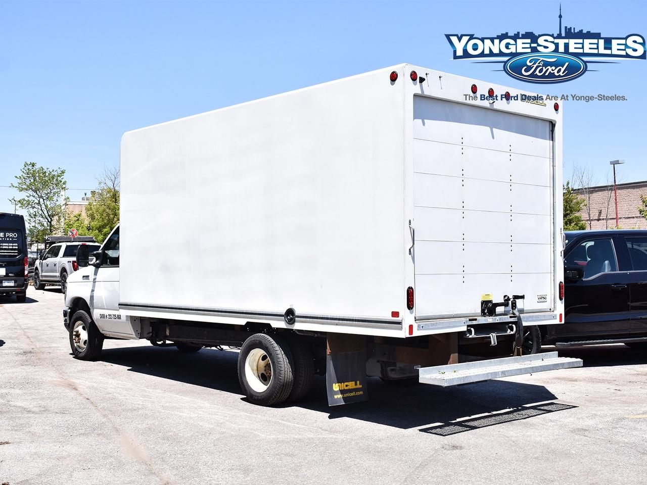 2025 Ford E-450 UNICEL CUBE VAN - FIBERGLASS Photo3