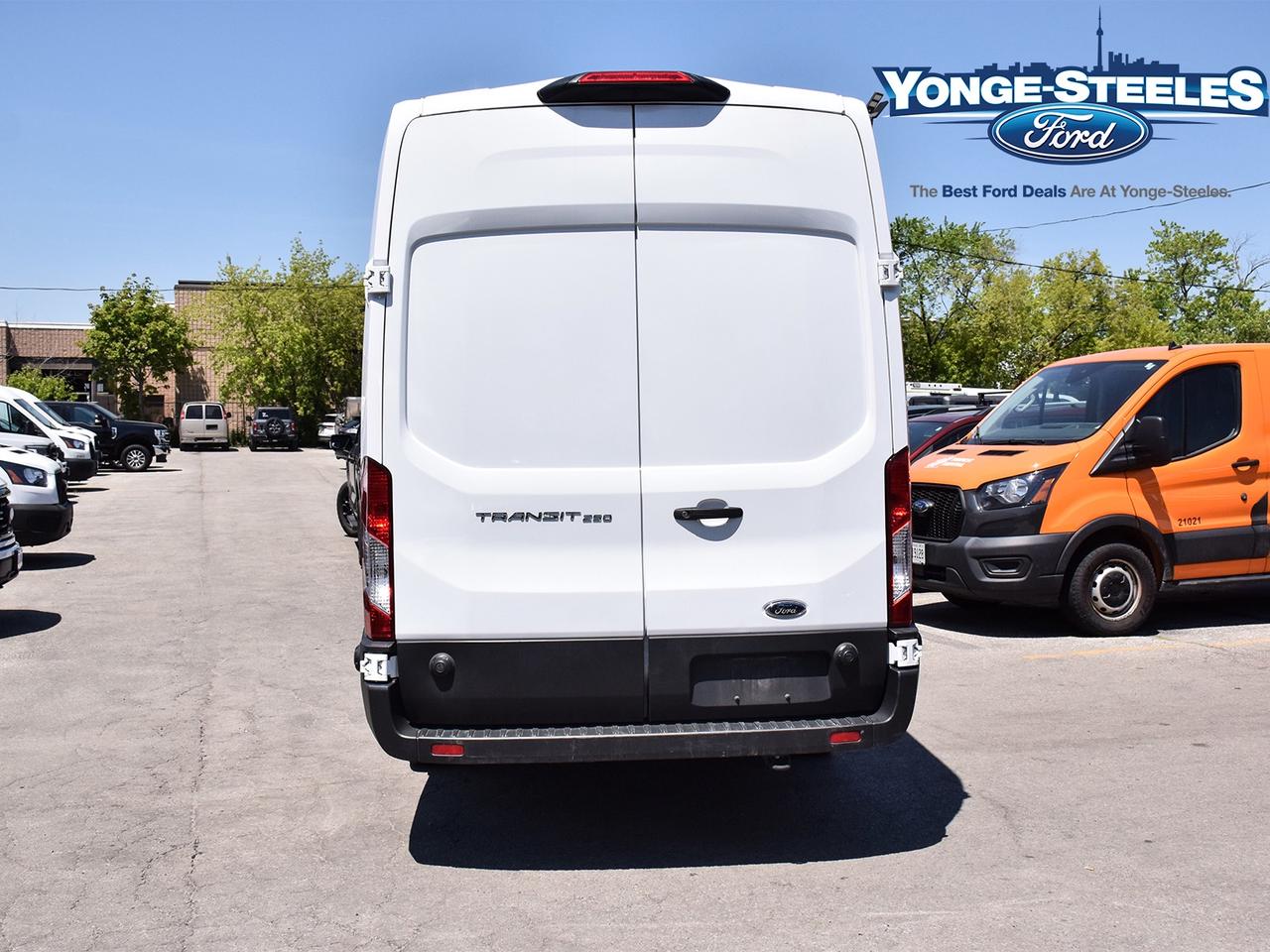 2025 Ford Transit Cargo Van T-250 HIGH ROOF Photo