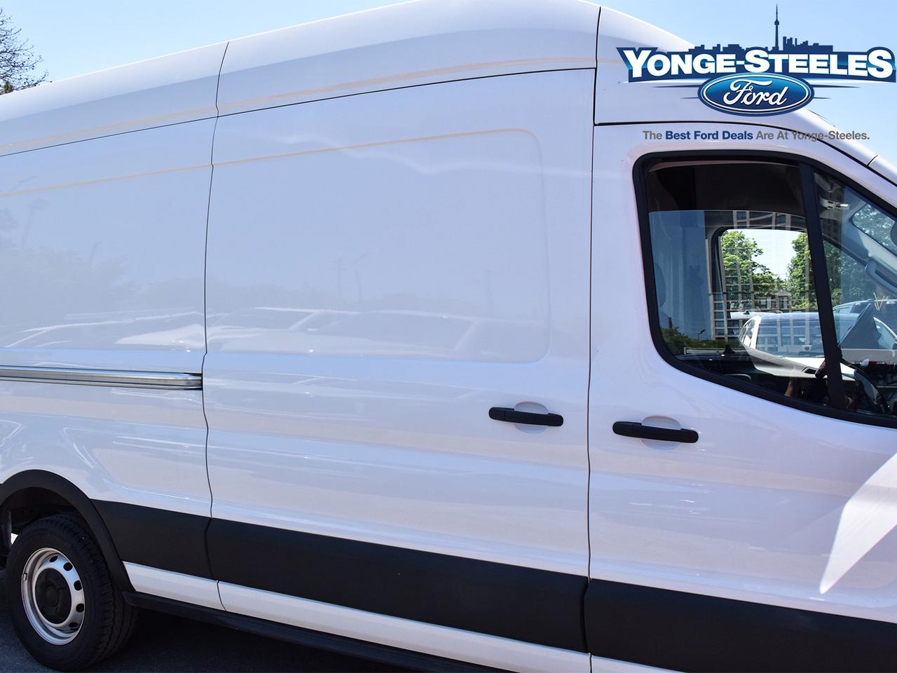 2025 Ford Transit Cargo Van T-250 HIGH ROOF Photo
