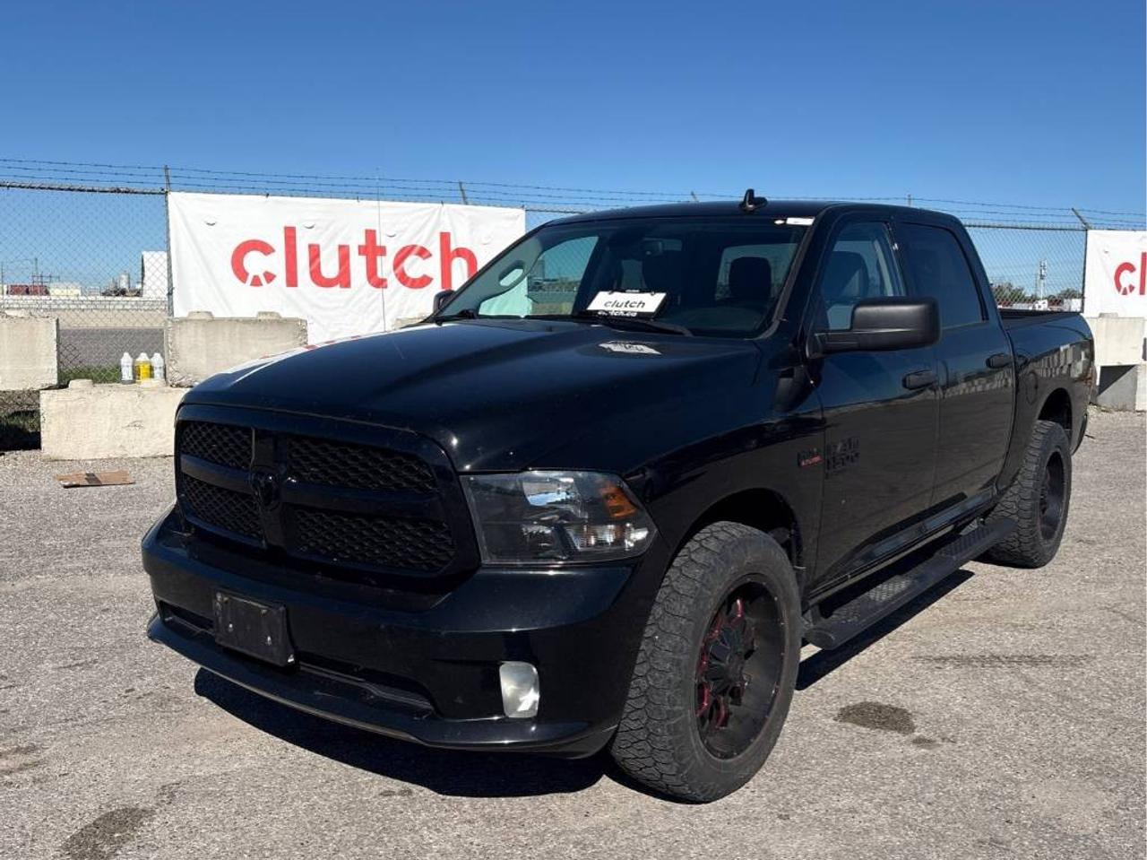 Used 2021 RAM 1500 Classic Tradesman 4x4 Crew Cab 5.6 ft. box 140 in. WB for sale in Pembroke, ON