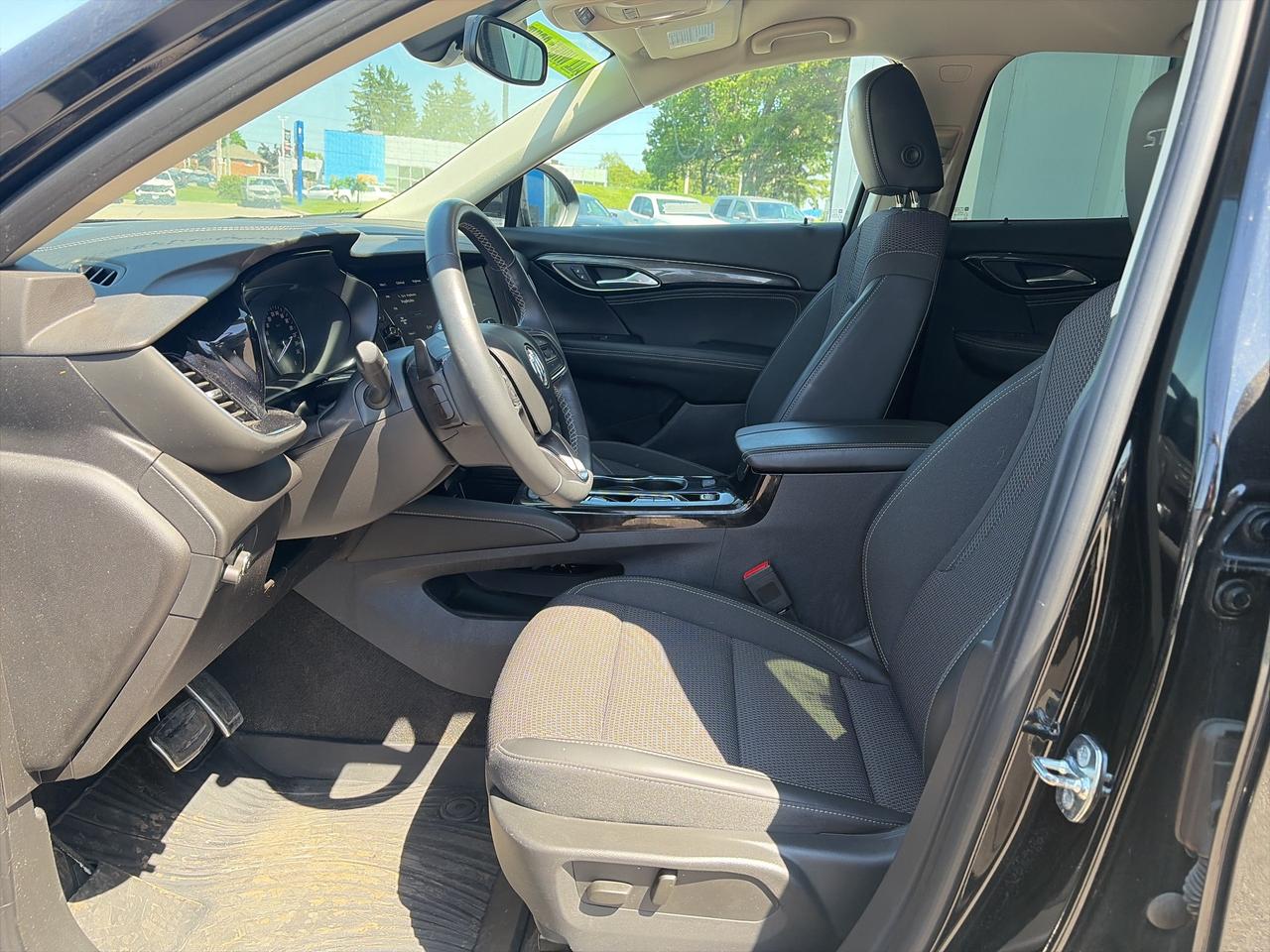 2023 Buick Envision Preferred Photo