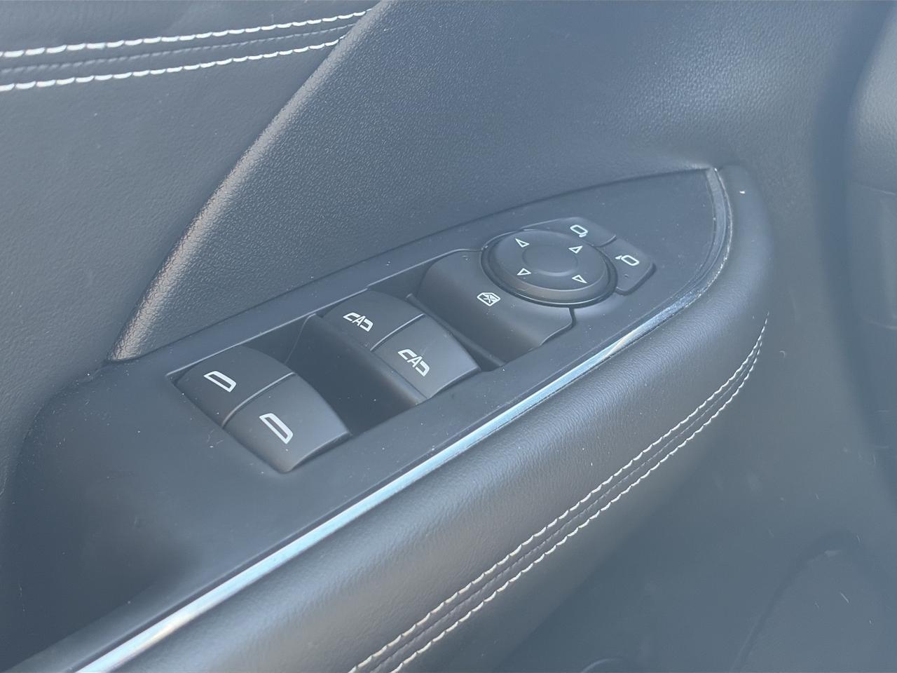 2023 Buick Envision Preferred Photo